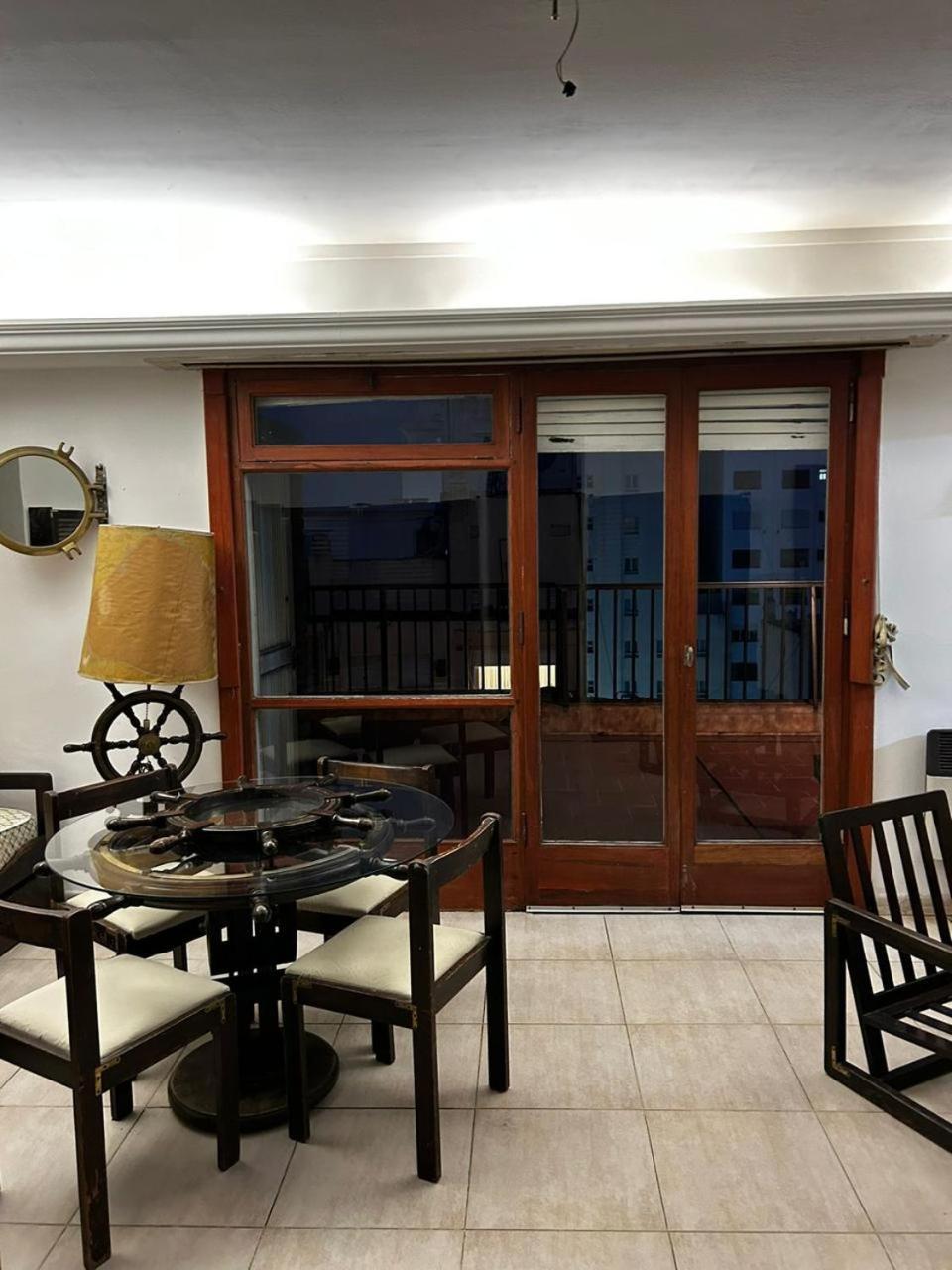 Depto Luminoso Con Terraza Y Cochera En El Centro Apartamento Mar del Plata